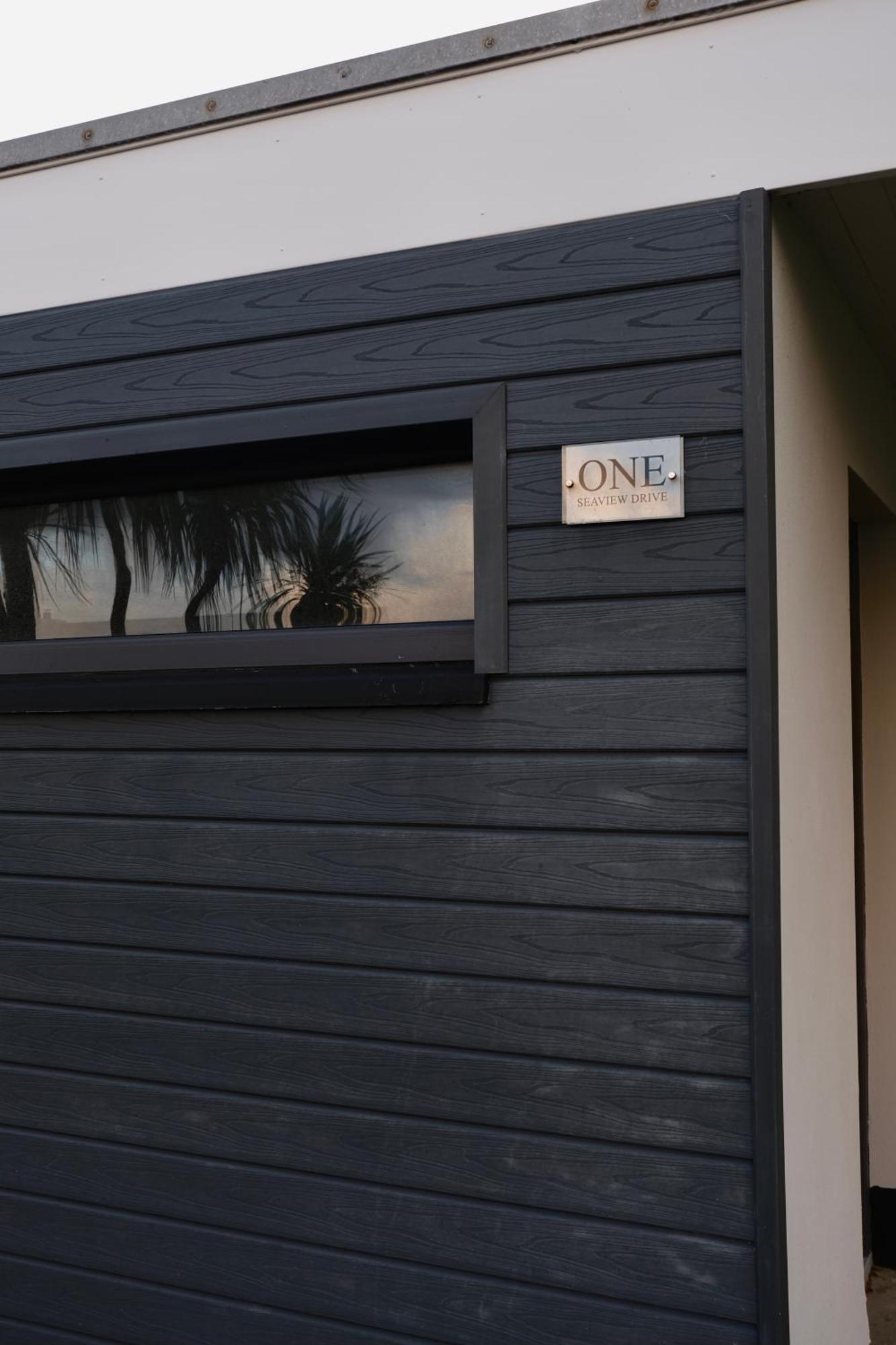 1 Seaview * Portstewart